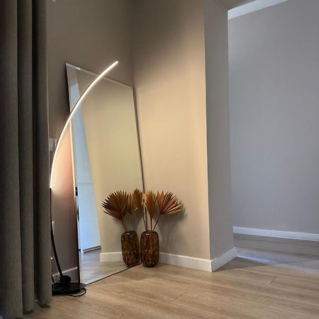 4Seasonsgea , Deluxe Studio , City Centre , Tirana Zewnętrze zdjęcie