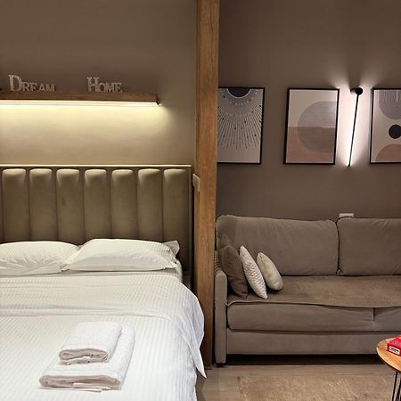 4Seasonsgea , Deluxe Studio , City Centre , Tirana Zewnętrze zdjęcie
