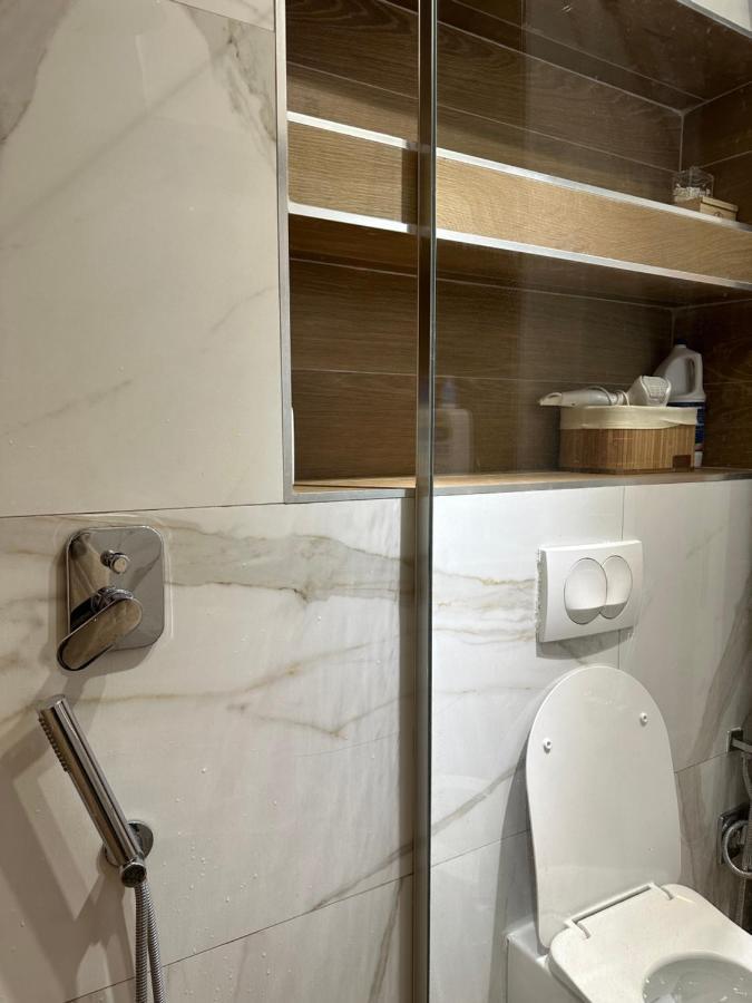 4Seasonsgea , Deluxe Studio , City Centre , Tirana Zewnętrze zdjęcie