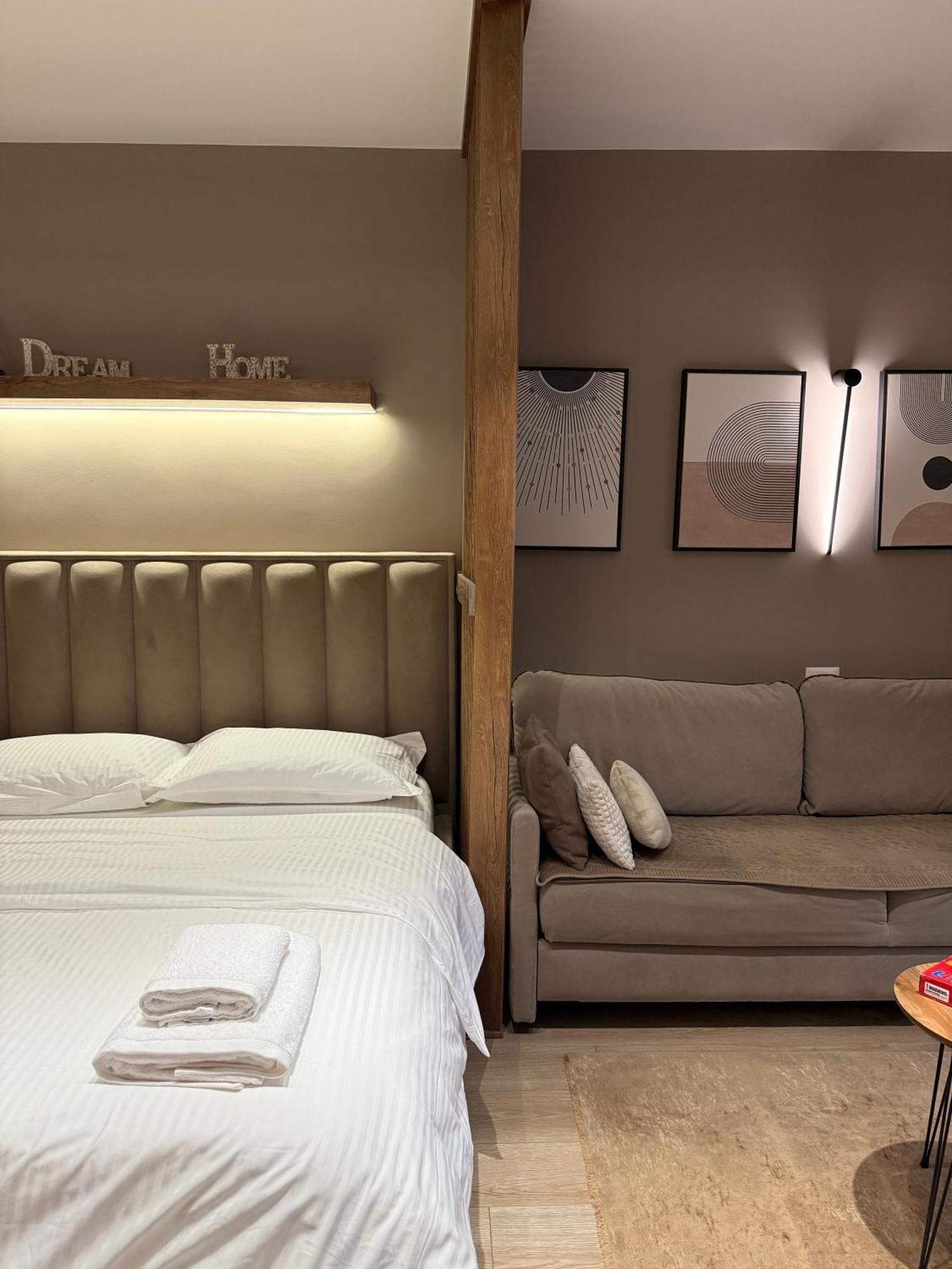 4Seasonsgea , Deluxe Studio , City Centre , Tirana Zewnętrze zdjęcie